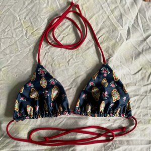 CUTE MARY GRACE SWIM TRIANGLE BIKINI TOP SIZE M REVERSIBLE PAISLEY NAVY AND RED